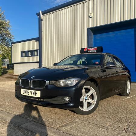 BMW 3 SERIES 2.0 320d SE Saloon